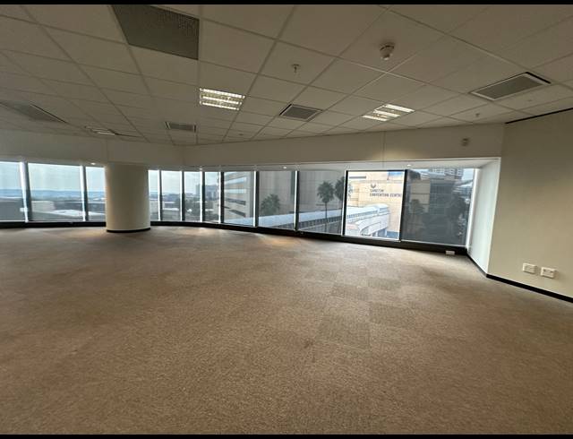 1,039M² OFFICE TO LET IN SANDTON CENTRAL
